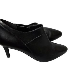 Cole Haan black bootie size 38 size 7 US